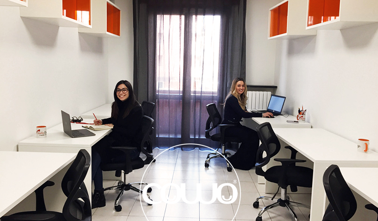 Scrivania individuale al Coworking Novara